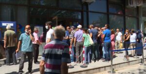 Граѓаните во банките најмногу се задолжиле со потрошувачки и станбени кредити