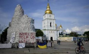 Киев: Русија се подготвува за масовен напад на 24 февруари