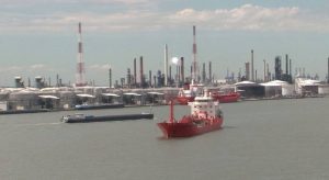 Кризата во Ормутскиот теснец мора да се решава низ дипломатија – Италија го одби Трамп