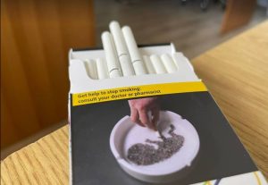 Бизнис Објектив: Бројни забелешки на предлог законот за заштита од пушење – Алиу вели ќе ги разгледаме