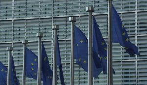 Осум земји од ЕУ го блокираат отворањето нов кластер за Србија, меѓу нив и Бугарија Хрватска?