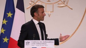 Ако не реагирате вие, ќе реагираме ние со царински тарифи – Макрон со закана кон Кинезите