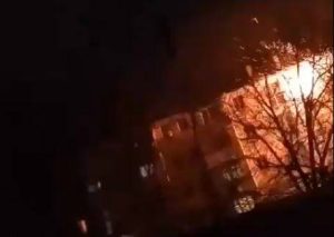 (Видео) Се слушаат рафали, одекнуваат експлозии – герилски борби во град во Ингушетија
