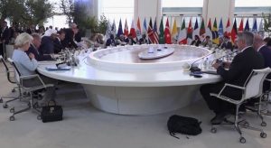 Самитот на Г7 започнува денес во Франција