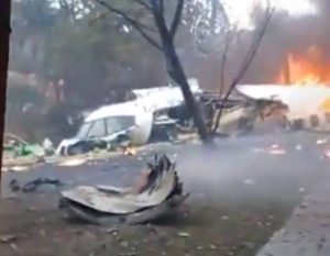 15 загинати откако авион се урна во Колумбија