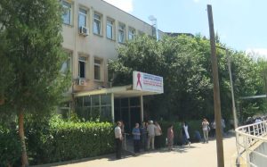 Онколошките пациенти ќе можат да ја подигнуваат таблетарната терапија од аптеките од 4 август