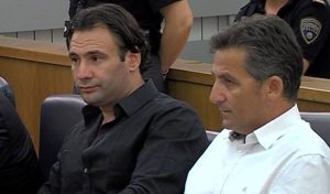 Љупчо Пецов Ѓаволот слободно се шета низ Скопје, иако се бара со потерница за случајот „Синџир“