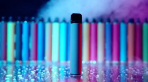 Опасни е-цигари трујат млади во Белгија: Еден во кома, неколку во критична состојба