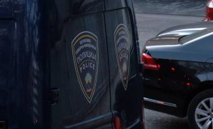 Тешка сообраќајна несреќа на патот Гостивар-Тетово, во судар на два автомобили има 8 повредени