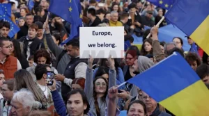 Илјадници Романци на проевропски протест пред вториот круг од претседателските избори