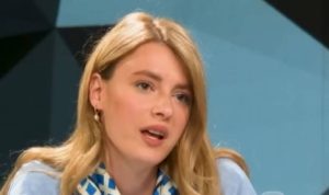 Мајката Невена Спасеска повикана во обвинителство, осомничена е за одземање на дете