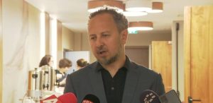 Трошаноски: Не назадуваме, но на добар пат сме да доцниме