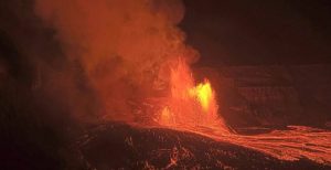 (Видео)Еруптираше еден од најактивни вулкани во светот
