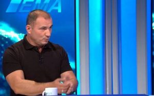 Ангелов: Ниту една куќа не е изгорена во пожарот во Чучер Сандево, градоначалникот да научи да прави разлика што е куќа, а што викендичка