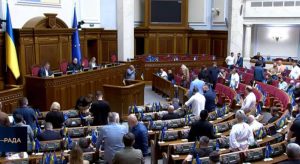 Зеленски го потпиша законот со кој се врати независноста на двете клучни тела за борба против корупцијата во Украина