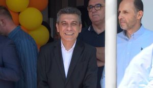 Куќата на Бујар Османи е дивоградба, тврди Меџити, а неговиот противкандидат негира и вели „живеам во куќата на мојот починат татко“