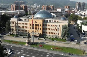 Мнозинството поднесе резолуција, опозицијата бара јасно „стоп“ – мигрантите ја продлабочија политичката пресметка