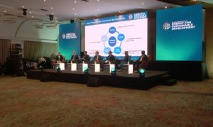 Потпишување на Декларација за крај на тридневниот меѓународен Форум за енергија и одржлив развој во Скопје