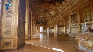 Уапсени се пет лица поврзани со грабежот во музејот Лувр