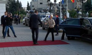Фон дер Лајан: Топката е во вашиот двор