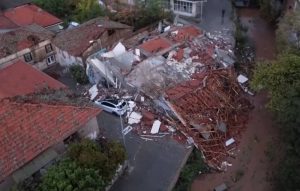 Силен земјотрес ја погоди западна Турција