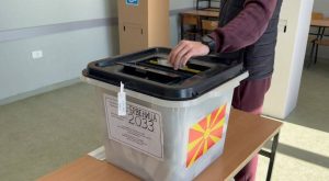 Втор круг на локални избори во малата општина Брвеница – до 15 часот излезноста е 40,83 oтсто