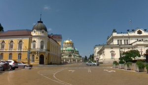 Македонците во соседството се соочуваат со притисок и ограничување на правата