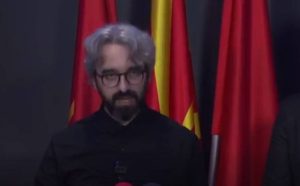 Апасиев: ВМРО стагнира, Левица дуплира, опозициските тенденции се престројуваат зад нас