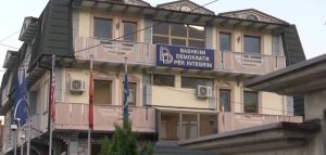 ДУИ бара министерот Дурмиши да биде разрешен