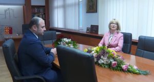 Цвеќе за крај, тешки задачи за почеток, вечерва „генералка“ низ Скопје – Ѓорѓиевски ја презеде функцијата од Арсовска