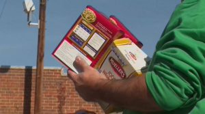 Америка без плати и храна поради најдолгото затворање на владата