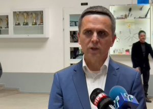 Дали ќе се проширува владиниот кабинет?