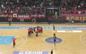 Вардар со фуриозно второ полувреме го доби дербито со Алкалоид