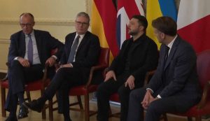 Макрон и Стармер со цврсти ставови за траен мир – Мерц сепак скептичен за некои од 28точки од мировниот план на САД