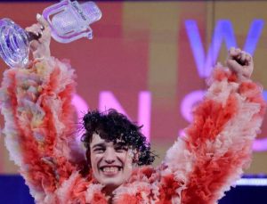 Швајцарецот Немо го враќа евровизискиот трофеј поради Израел