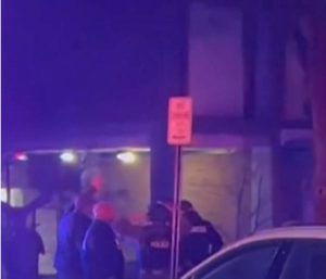 Двајца убиени и 8 повредени во оружен напад на Универзитетот Браун во САД