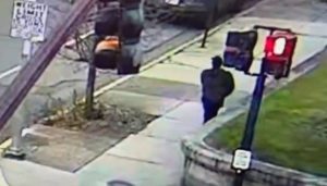 Пукање на Универзитетот Браун: Двајца студенти убиени, напаѓачот во бегство