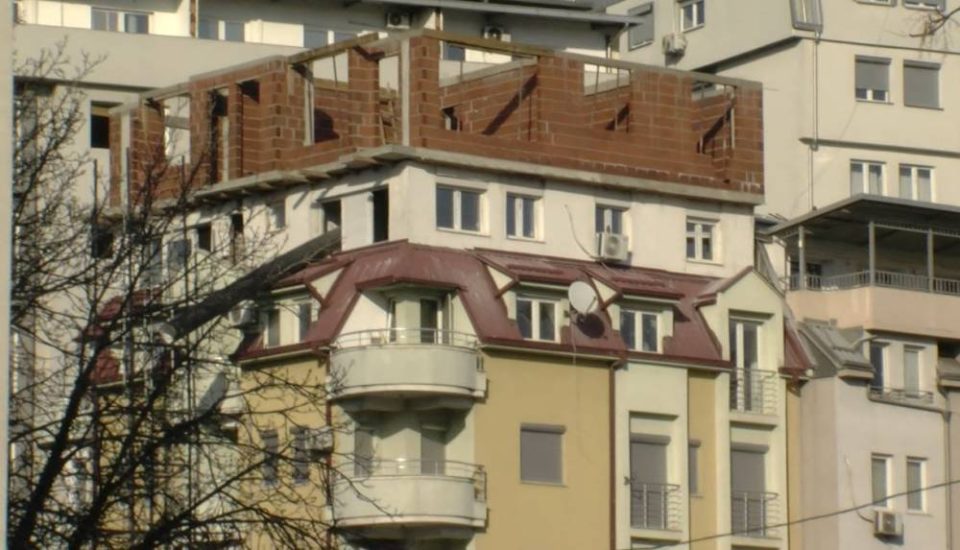 Dogradba na stanbena zgrada na Bitpazar