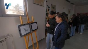 Уметничките дела на две деца со аутизам од Штип креативно и емотивно комуницираат со светот околу нив