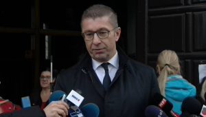 Мицкоски: Внесувањето на Бугарите во Устав не е нивното единствено барање