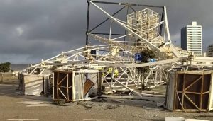 (Фотогалерија) Пет смртни случаи, 573.000 домаќинства без струја – Шпанија и Португалија на удар на бурата „Кристин“