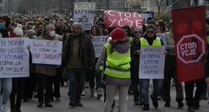 Марш за дислокација на Усје, надлежните негираат загадување на Скопје