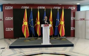 Филипче одби лидерска средба, Мицкоски му порача дека е незрел