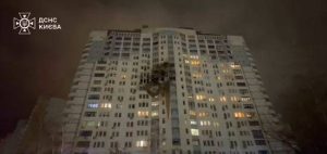 (Видео) Речиси 3.000 згради во Киев без струја и греење – Кличко ги повика жителите привремено да заминат од градот