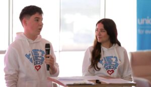 Децата од иницијативата „Нет без хејт“ ќе ги обучуваат врсниците и родителите да препознаваат онлајн насилство