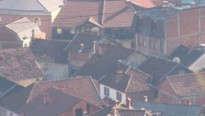 Несоодветното греење и сообраќајот, децениски причини за аерозагадување во Тетово