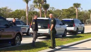 Агенти на Тајната служба убија вооружен маж на имотот на Трамп на Флорида