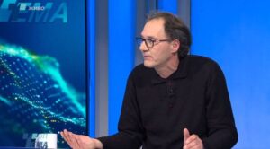 Узунов во „Топ Тема“: Моделот на ниски плати е завршен, фирмите мора да инвестираат во луѓе и знаење