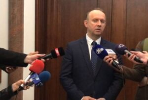 Гаши: Очекувам поголема ефикасност од владата во носење на закони од реформската агенда