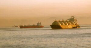 ЕУ со план да го држи Ормутскиот теснец отворен